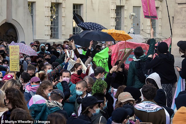 Three people have been arrested after women's rights groups and trans rights activists clashed 199 days after the Supreme Court's transgender ruling