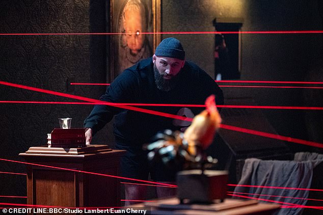 He has long admitted being in awe of his more famous contestants Sir Stephen Fry and Jonathan Ross ¿ even referring to them, deferentially, as 'the Big Dogs'