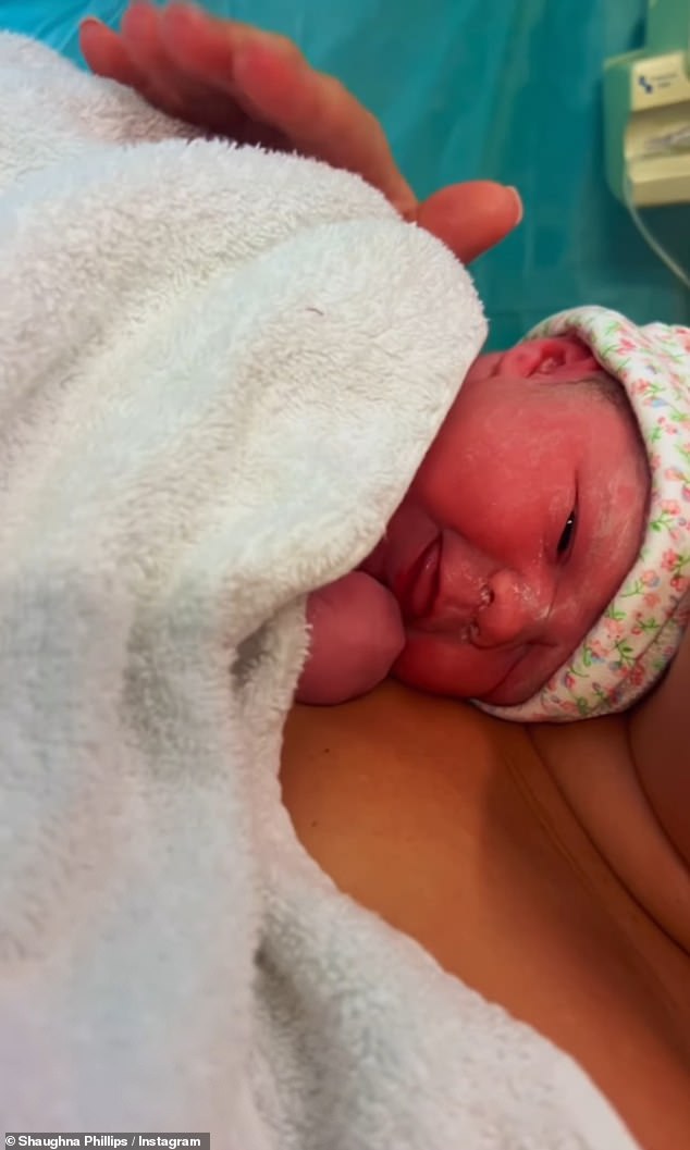 Shaughna was then seen lying on a hospital bed with her baby girl, just moments after Sofia had been born