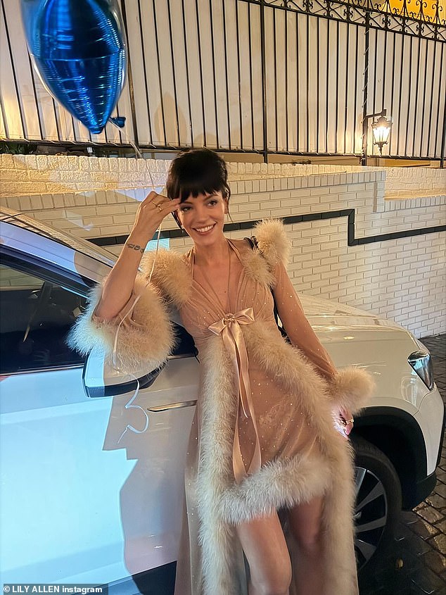 For the singer's third costume of the weekend, Lily stunned in a dazzling pink long jacket which she boasted a fur edging and matching cuff sleeves