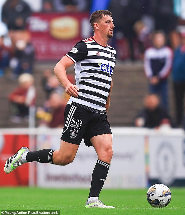 The Queen’s Park vice captain was suspected to have had dislocated his knee