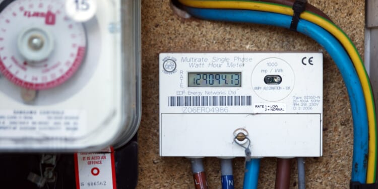 156,000 at risk of being left without HOT WATER due to energy meter switch off