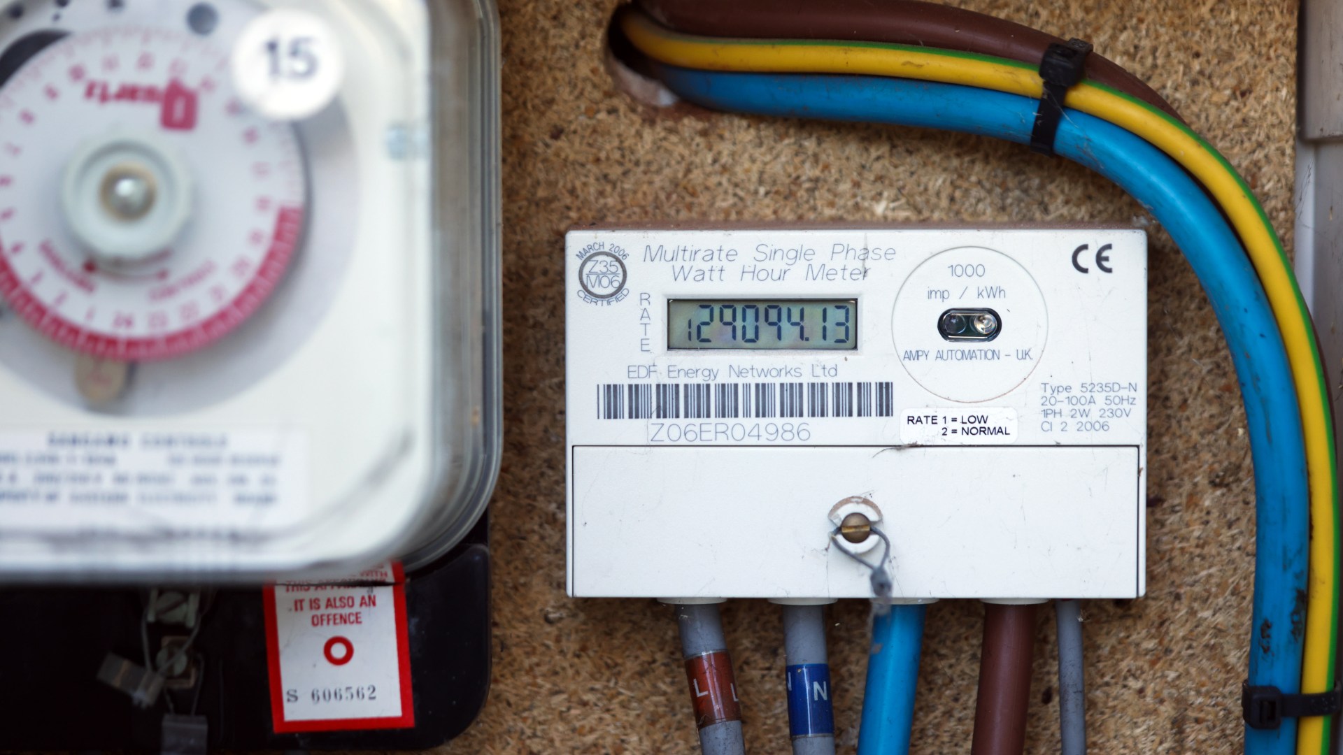 156,000 at risk of being left without HOT WATER due to energy meter switch off