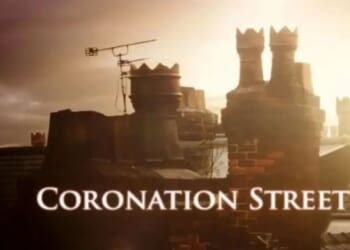 Coronation Street legend hints at return of “hated” family after fans slammed early exit