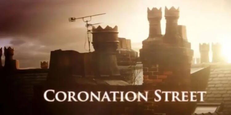 Coronation Street legend hints at return of “hated” family after fans slammed early exit