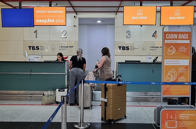 Freed pregnant British teenager Bella Culley heads back to the UK on easyJet flight with mother