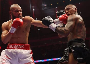How much money will both boxers earn in huge r?