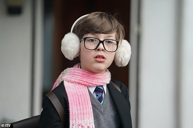 The younger version of Alan is played by Oliver Savell