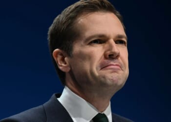 Moment furious Robert Jenrick SWEARS live on GMB as he slams David Lammy over mistakenly freed prisoners