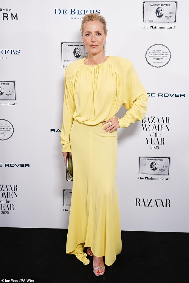 Gillian Anderson was a vision in a flowing yellow gown