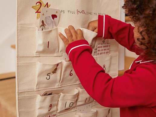 Mamas and Papas Hanging Christmas Advent Calendar