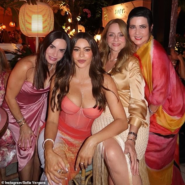 Also at the bash were Veronica Vergara, Rosa Vergara, Gloria Luque and friend Marianella