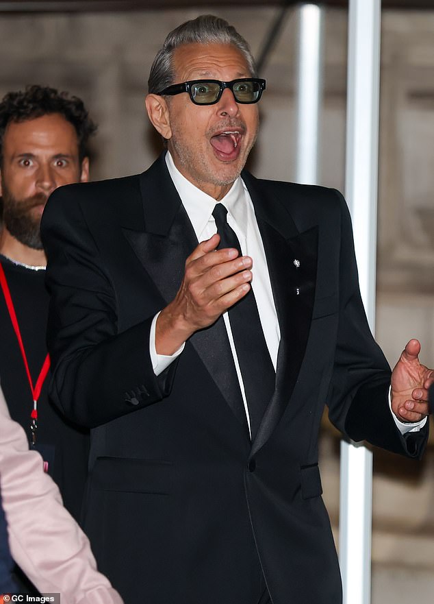 The actor put on a very animated display ahead of the performance