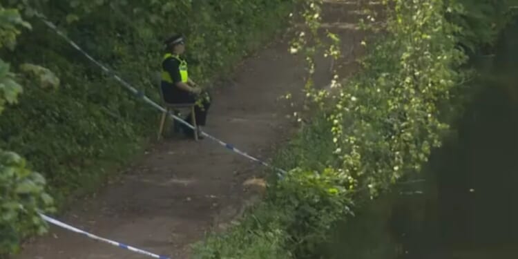 Mystery after dead body found in canal as cops issue update on 'murder' probe