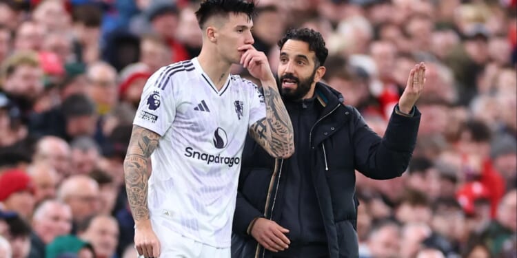 Ruben Amorim admits £74m Man Utd striker Benjamin Sesko is 'struggling' after Gary Neville said he was 'miles off it'