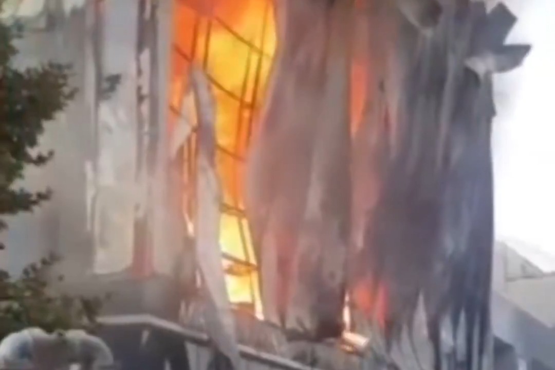 At least six killed as massive inferno engulfs perfume warehouse as horror vid shows blaze rip through depot in Turkey