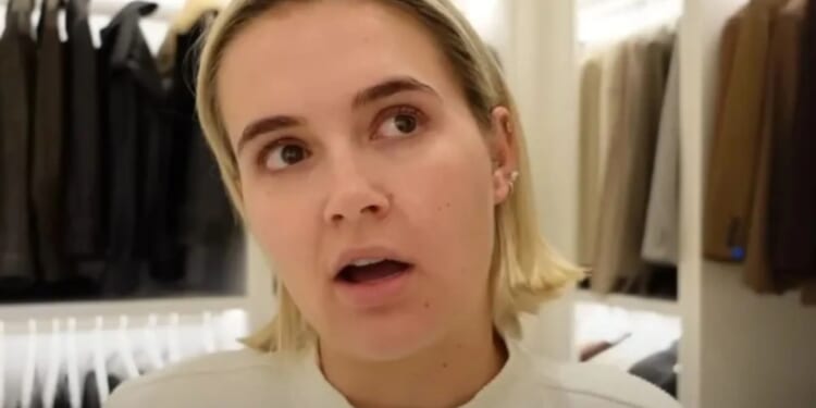 Emotional Molly-Mae Hague reveals she's struggling to sell her home as she admits 'it's an end of an era'