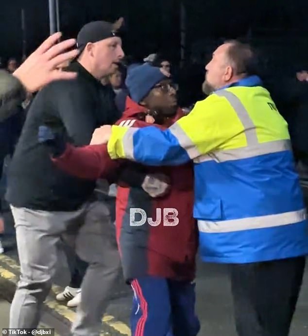 Another man stepped in to try and cool the tensions as Ty was pushed outside the concourse