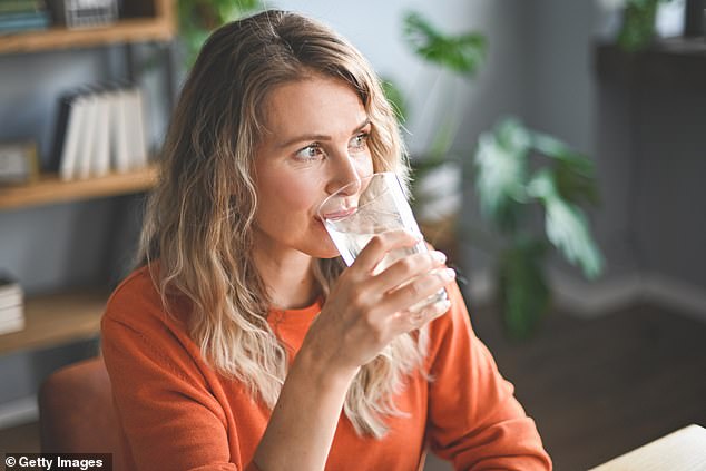 Six glasses of water a day reduces the risk of UTIs