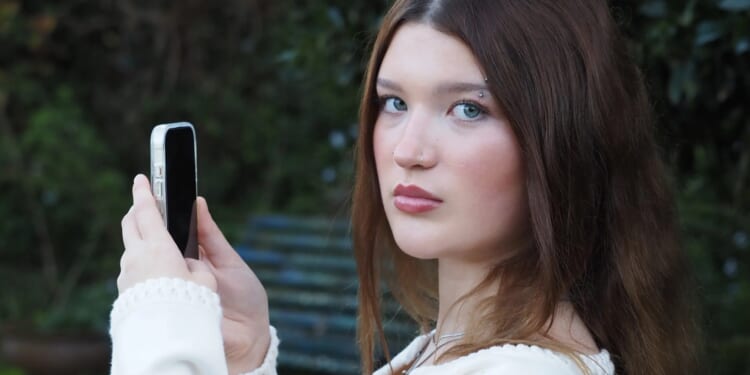 Teen, 17, is taking govt to court over failing to protect her from sick smartphones images at school