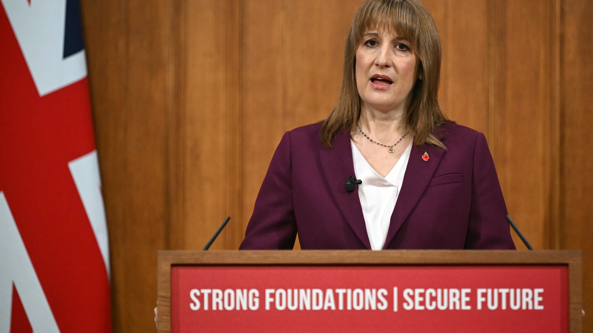 Fury as Reeves set to increase dividend tax in 'hammer blow' for investors in nightmare Budget