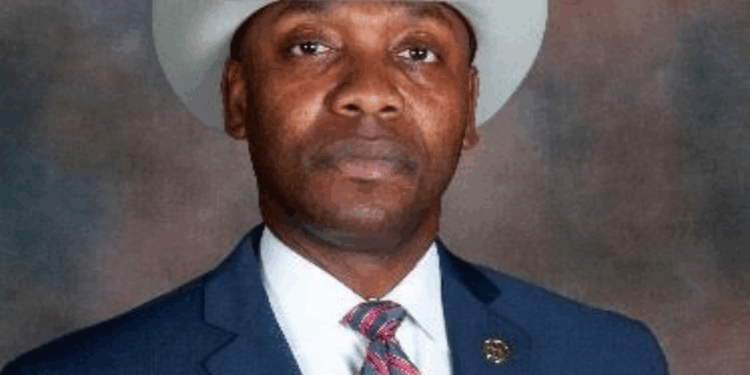 Faculty Spotlight: Dr. James Thomas