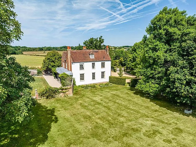 Mr Richmond moved into the £4m estate after splitting with his wife Karen last October