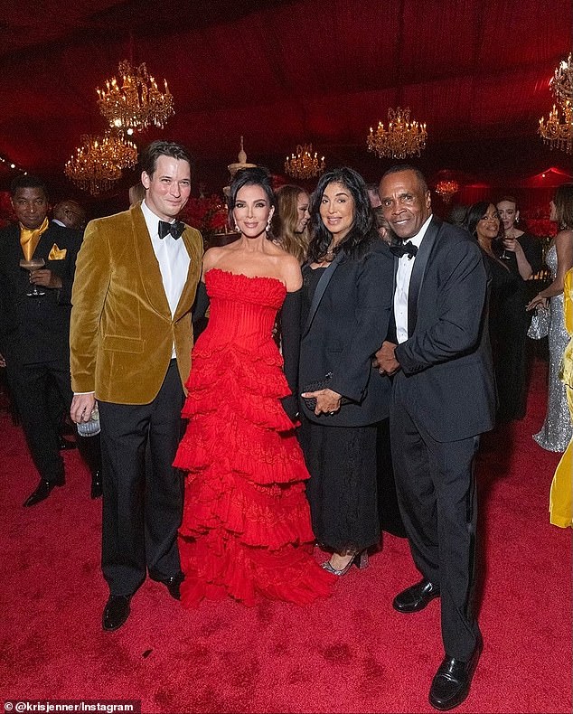 The sports world was represented at the gathering by Sugar Ray Leonard, who favored a classic black tux