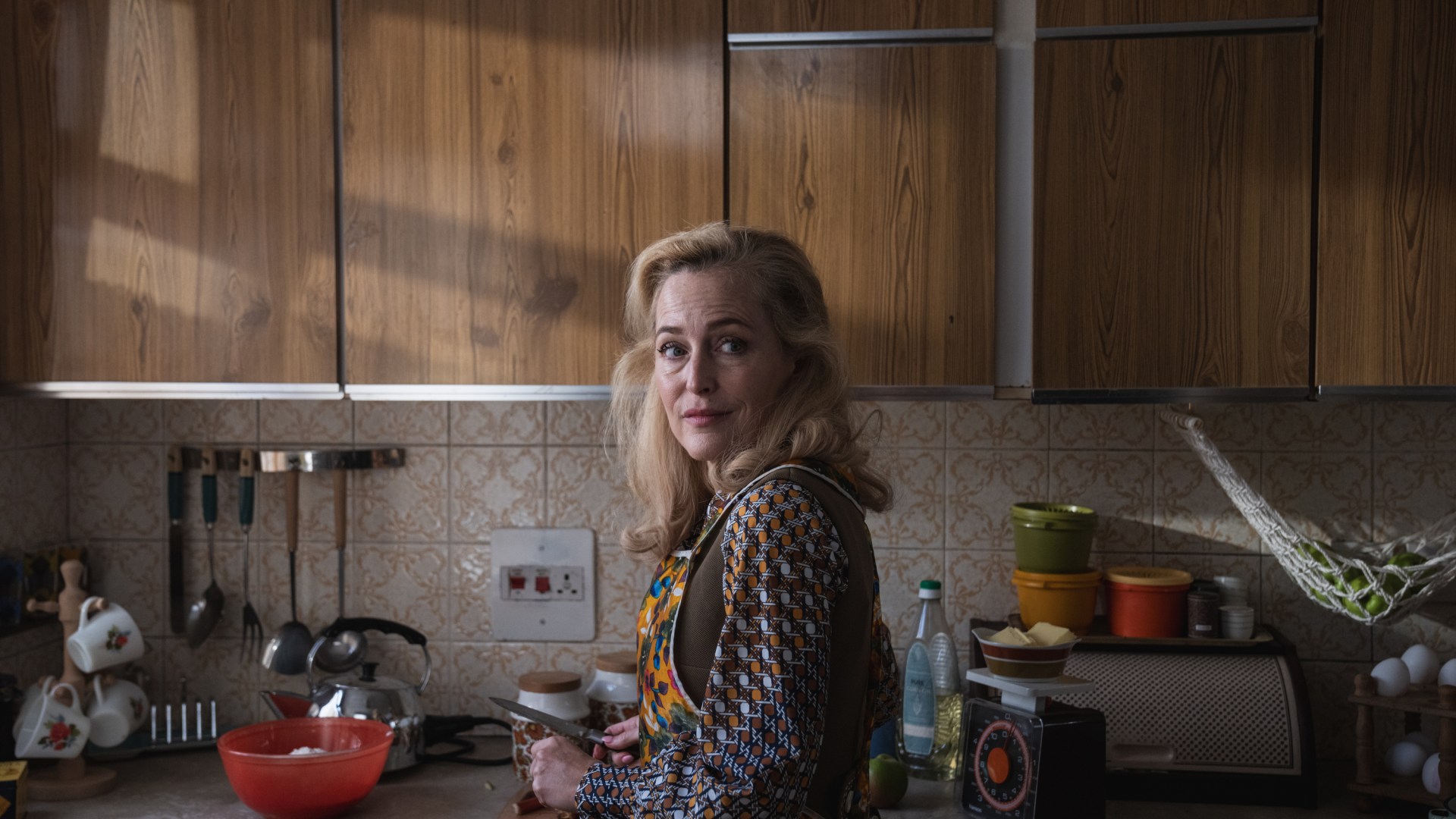 ‘Totally lost’ C4 viewers switch OFF Gillian Anderson’s new show as they SLAM ‘mumbling’ cast
