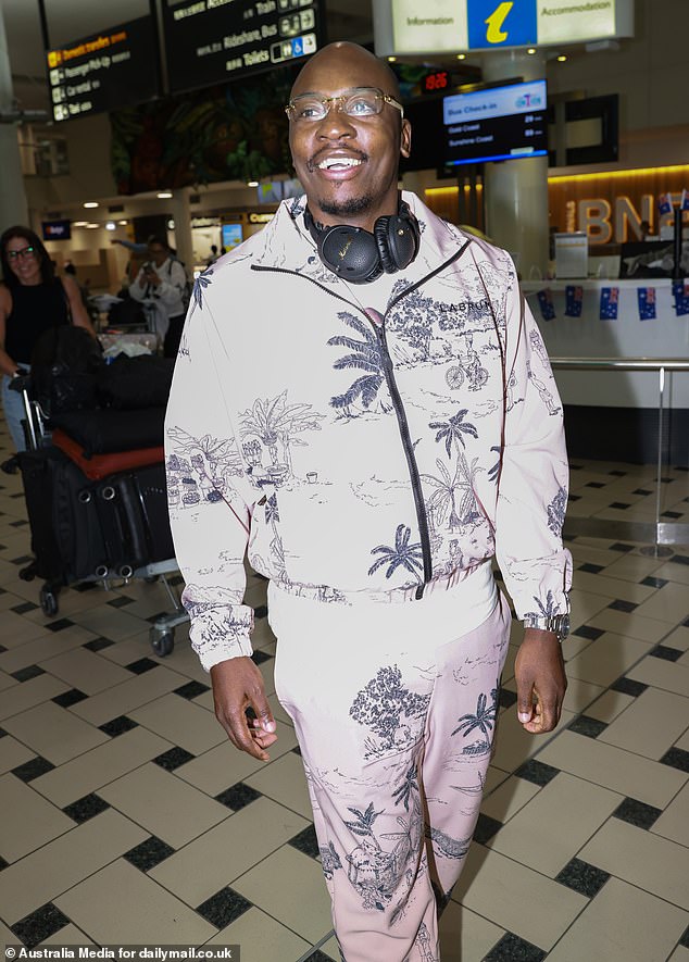 It came hours after Comedian Eddie Kadi touched down in Australia wearing a patterned tracksuit