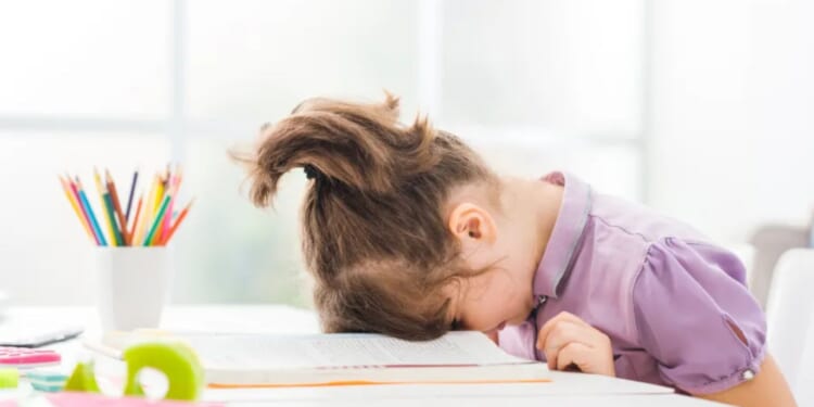 Mum shames teacher for giving 8-year-old zero marks on homework