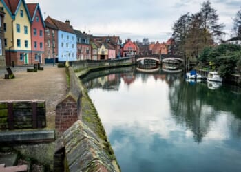 Body pulled from river in UK city as locals tell of man wearing a 'high-vis jacket' being removed by boats
