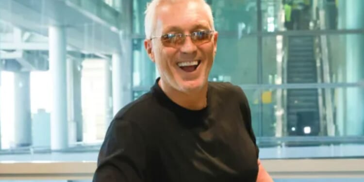 Martin Kemp touches down in Australia ahead of I'm A Celebrity as he reveals special advice from son Roman