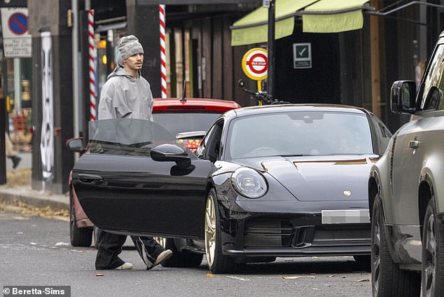 They then hopped back into the car to head off