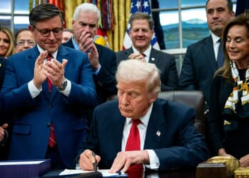 President Trump signs bill to finally end government shutdown after 40 day standoff between Democrats and GOP