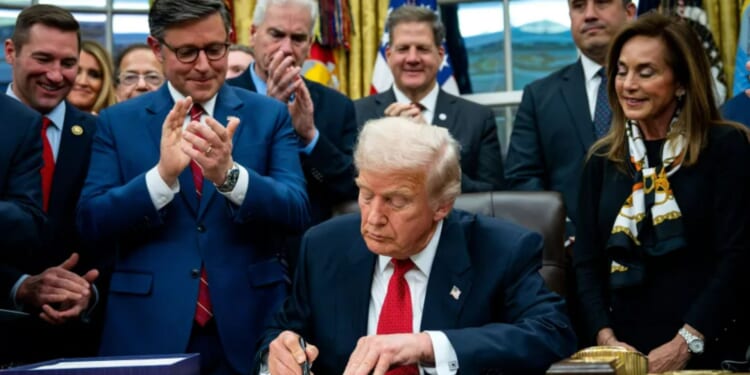 President Trump signs bill to finally end government shutdown after 40 day standoff between Democrats and GOP