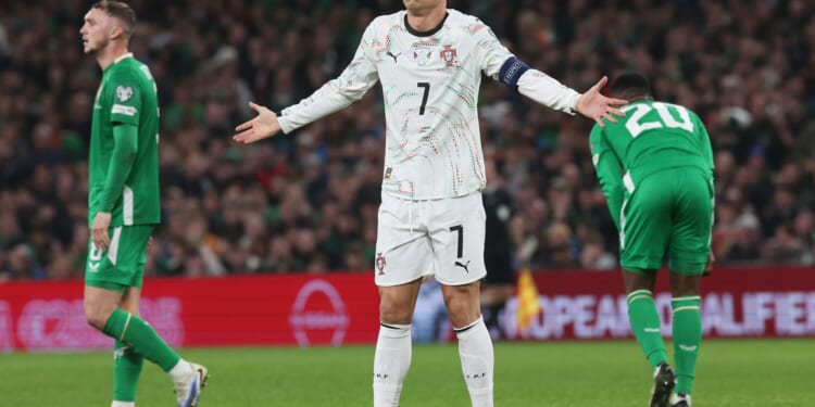 Cristiano Ronaldo shown straight red for lashing out with elbow for Portugal against Ireland after being booed by crowd
