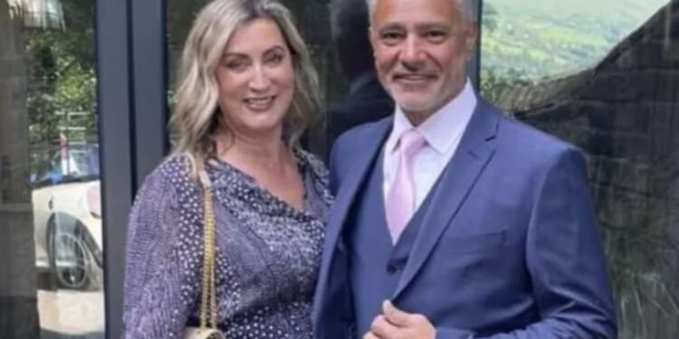 Husband killed in horror M60 crash after 'unavoidable' HGV tyre blowout 'sacrificed his life to save the woman he loved'