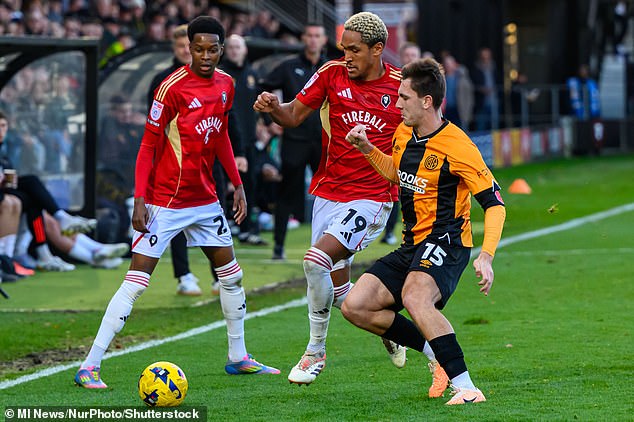 Attendances at the The Peninsula Stadium in Salford are not as high as their rivals', with the average being 3,300 this season