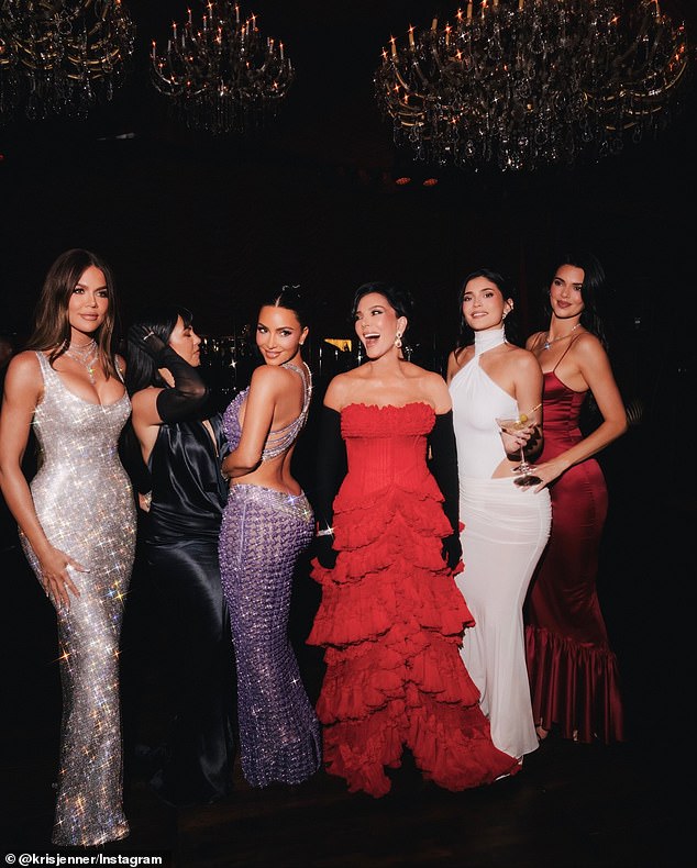 When H and Megz were delightedly knocking back champagne and dancing the night away with the Kardashians in California, the Royal Family were attending the Remembrance Day service in London