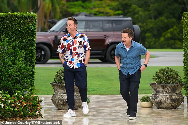 Greeted by the ITV show’s longtime hosts, Ant McPartlin and Declan Donnelly, the group met at the luxury private retreat, Rivermead Estate, to endure their first taste of I’m A Celeb life