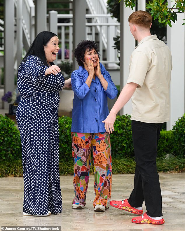 According to eyewitnesses, the trial was scuppered by heavy rain and thunderstorms that have rolled in over Australia’s Gold Coast, and the filming process took several hours