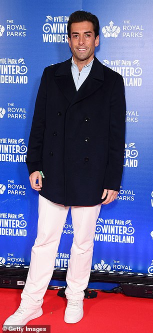 Arg, 37, displayed his 14 stone weight loss in a cream pullover and slacks