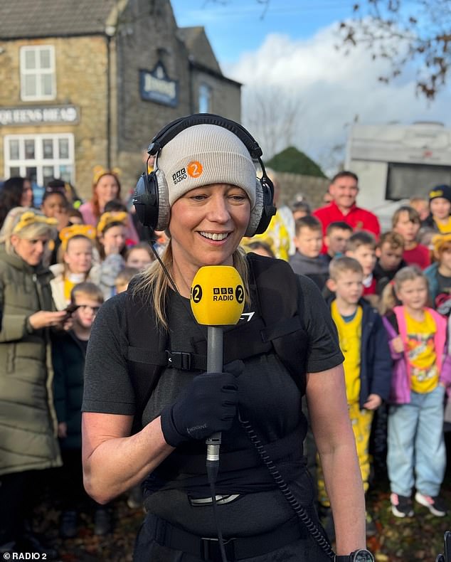 Sara Cox has admitted that 'everything is hurting'