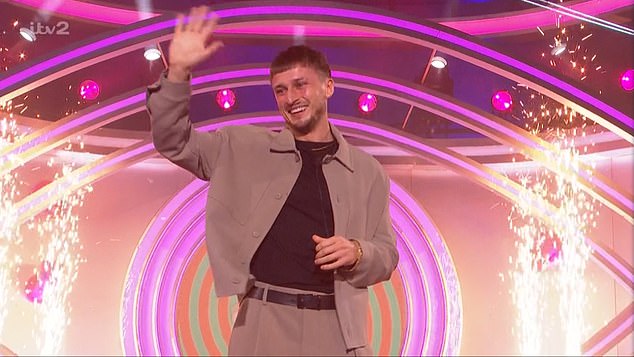 First to leave the house tonight was Tate in sixth place