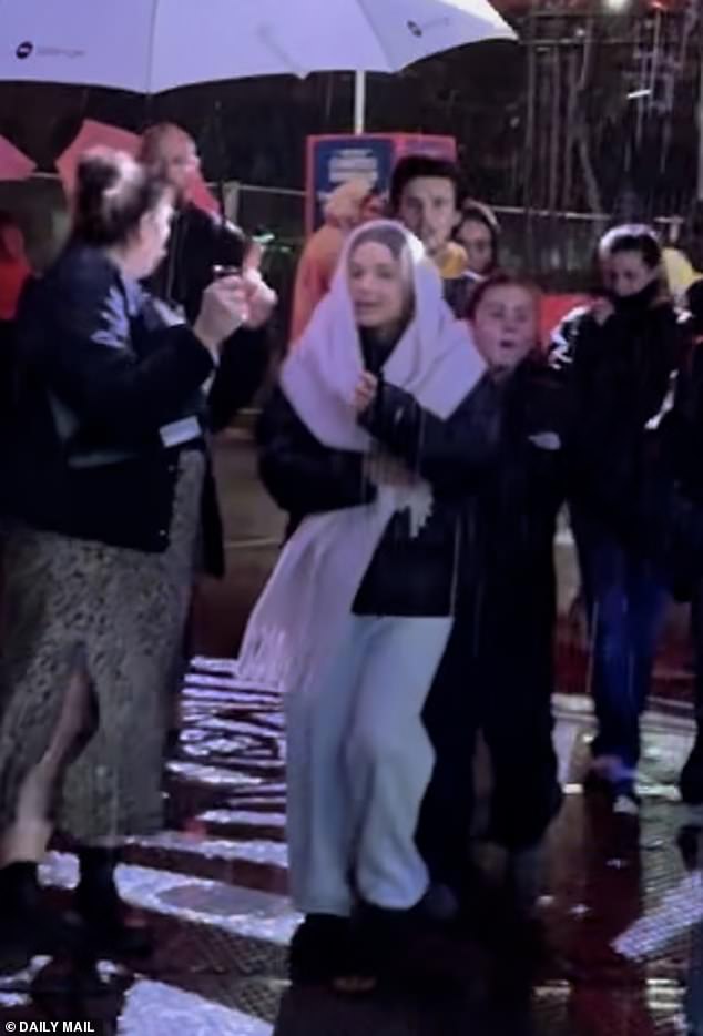 One source said: ¿Despite the weather, Cruz really wanted to bring his little sister to Winter Wonderland and spend some quality time together. He is stepping up since Brooklyn has distanced himself'