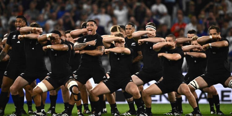 What are the Haka lyrics and why do New Zealand perform it? |