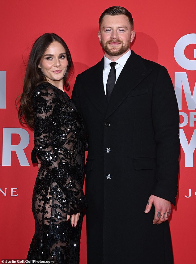 Caroline¿s sister, Louise Williams, also became embroiled in the row when she jumped in to call influencer Holly ¿divisive and hurtful¿ in a rant about the family rift