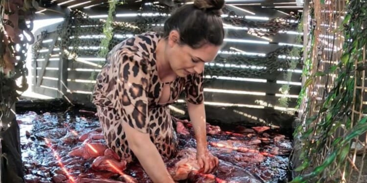 Kelly Brook's big mistake revealed just minutes into I'm A Celebrity