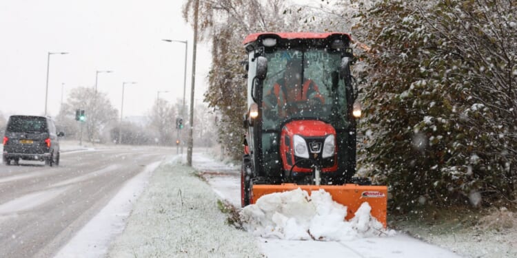 Met Office reveals 5 spots where snow is set to hit this week as temps drop to -7C